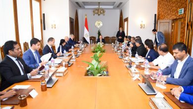 صورة وزارة الخــارجية والهجرة تشدد على أهمية الالتزام بالقوانين المنظمة للسفر والهجرة والإقامة بكافة دول العــالم