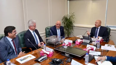 صورة “الوزير”  يبحث مع «سامكو» و «ماورر» الألمانية إنشاء مجمع صناعي متكامل لمكونات الكباري والأنفاق