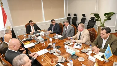 صورة وزير الإسكان يلتقي رئيس مجلس إدارة الشركة الوطنية للمقاولات