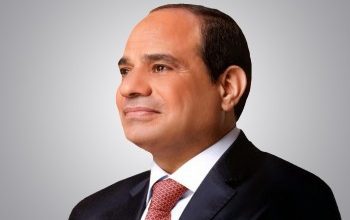 صورة الرئيس السيسي يعرب عن تطلع مصر لجذب المزيد من الاستثمارات الصينية