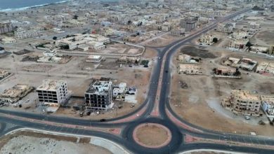 صورة في إطار برنامج المدن المستدامة .. عُمان تنفذ حزمة من مشروعات إنشاء ورصف الطرق