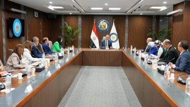 صورة وزير البترول: مشروعات مسح جوي لتحديد الإمكانات التعدينية في مصر