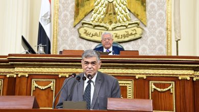 صورة رئيس “النواب” يعلن تلقيه إخطارا من الحكومة بسحب مشروع قانون تنظيم المراكز الطبية المتخصصة