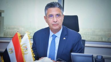 صورة وزير التموين : انتظام صرف الخبز المدعم للمواطنين بصورة طبيعية وبكفاءة تامة.