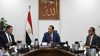 صورة رئيس الوزراء يتابع إجراءات تنفيذ الخطة الاستراتيجية لتحلية مياه البحر