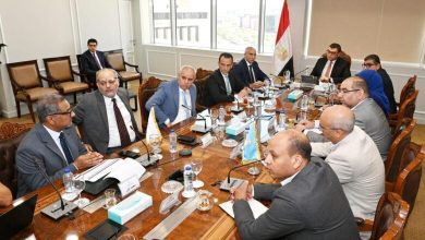صورة وزير الإسكان يتابع مع مسئولي “توريك” للتطوير العقاري مشروعات الشراكة والمبيعات والتسويق