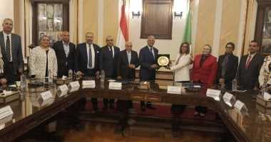 صورة اتحاد شركات التأمين وكلية التجارة بجامعة القاهرة يوقعان بروتوكول تعاون لتأهيل الكوادر الاكتوارية