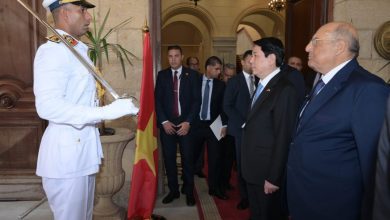 صورة رئيس مجلس الشيوخ يشيد بالتطور الملحوظ في العلاقات المصرية-الفيتنامية