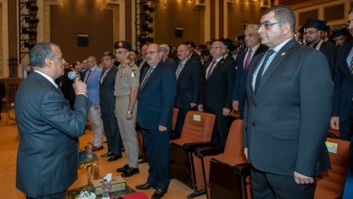 صورة زير الإنتاج الحربي يشهد حفل تخرج دفعة جديدة من الأكاديمية المصرية للهندسة والتكنولوجيا المتقدمة التابعة للوزارة