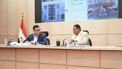 صورة وزير الإسكان ومحافظ مطروح يتابعان الموقف التنفيذي لعدد من مشروعات المرافق والإسكان ومياه الشرب والصرف الصحي