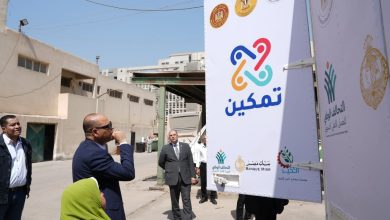 صورة وزير العمل يتفقد وحدتي تدريب مهني متنقلة قبل انطلاقهما غدًا في قرى محافظة الغربية