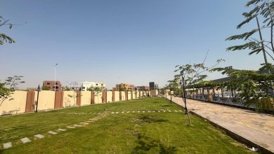 صورة وزير الإسكان يتابع موقف المشروعات السكنية والمرافق والخدمات بمدينة قنا الجديدة