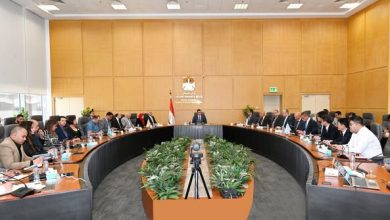 صورة وزير الإسكان يتابع موقف تنفيذ منطقة الأعمال المركزية بالعاصمة الإدارية الجديدة وأبراج وبحيرات “داون تاون” بمدينة العلمين الجديدة