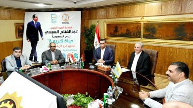 صورة وزير الإسكان ومحافظ الغربية يتابعان سير العمل بمنظومتي مياه الشرب والصرف الصحي ومشروعات “حياة كريمة” بالمحافظة