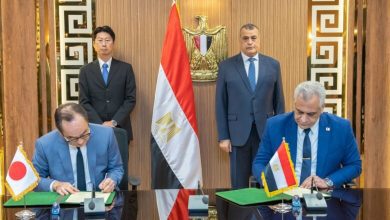 صورة “القومية للإنتاج الحربي” و “ميزوها” اليابانية يوقعان مذكرة تفاهم لتصنيع محطات توليد المياه من الهواء