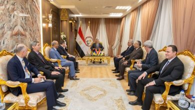 صورة وزير الدولة للإنتاج الحربي يبحث مع السفير الأرميني أوجه التعاون المشترك