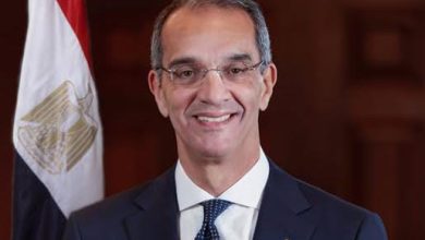 صورة وزير الاتصالات  مع شركات أمريكية ضخ استثمارات جديدة بالسوق المصرية