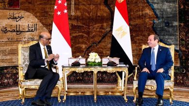 صورة رئيسا مصر وسنغافورة يبحثان تطوير التعاون الاقتصادي والاستثماري بين البلدين