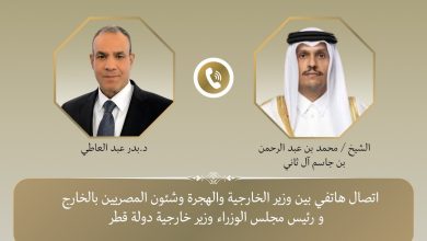 صورة وزير الخارجية في آتصال مع ورئيس مجلس الوزراء ووزير الخارجية بقطر : تضامن مصر الكامل ووقوفها التام مع  قطر