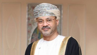 صورة وزيرُ الخارجية العُماني يُعرب عن سعادته لانتخاب الدكتور خالد العناني مديرًا عامًا لليونسكو