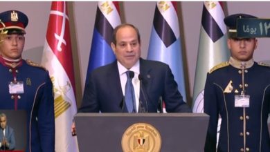 صورة الرئيس السيسي للمصريين: “يجب ألا تتخلوا عن مسئولياتكم في تجاوز الصعاب”