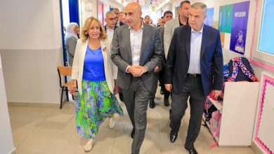 صورة وزير التعليم ومحافظ الإسكندرية يفتتحان عددًا من المشروعات التعليمية الجديدة