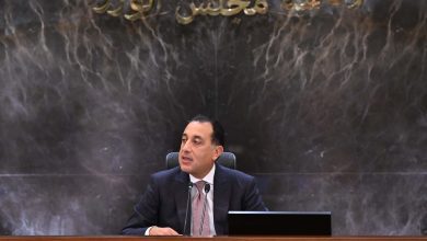 صورة رئيس الوزراء: قطاعا الصحة والتعليم يستحوذان على النصيب الأكبر من الاستثمارات العامة خلال الفترة القادمة