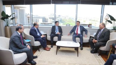 صورة وزير الزراعة يبحث مع مدير المنظمة الإسلامية للأمن الغذائي تعزيز التعاون المشترك