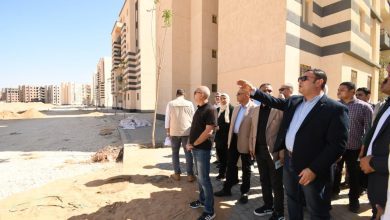 صورة وزير الإسكان يتفقد وحدات المبادرة الرئاسية “سكن لكل المصريين” بمدينة العاشر من رمضان