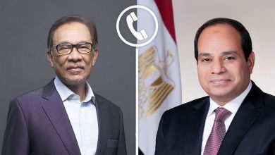 صورة رئيس وزراء ماليزيا يهنئ الرئيس السيسي على نجاح مصر وجهودها الحثيثة في وقف الحرب بـ #غزة