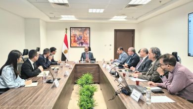 صورة نائب وزير الإسكان يبحث أوجه التعاون مع شركة صينية في مجال تحلية المياه
