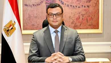 صورة وزير الإسكان يتابع الموقف التنفيذي للمشروعات السكنية والبنية الأساسية بمدينة السويس الجديدة