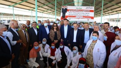 صورة وزيرا التنمية المحلية والزراعة يتفقدان مشروع الإنتاج الحيواني الممول من بنكي الأهلي المصري والزراعي