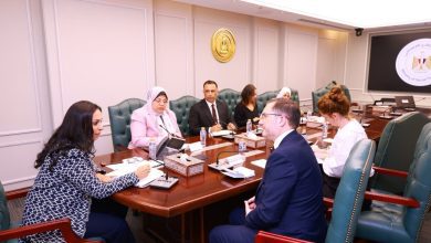 صورة وزيرة التضامن تستعرض مع السفير البريطاني بالقاهرة أهداف المنظومة المالية الاستراتيجية للتمكين الاقتصادي