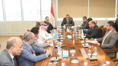 صورة وزير الإسكان يبحث مع رئيس المنظمة العربية للسياحة سبل تعزيز التعاون في الاستثمار السياحي