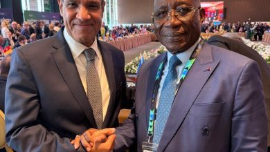 صورة وزير الخارجية يبحث مع نظيره الإيفواري تعزيز العلاقات الثنائية في مختلف المجالات