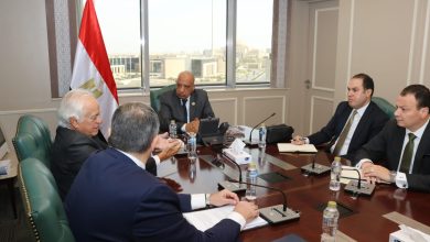 صورة وزير الكهرباء  يبحث مع “كوبولوزيس اليونانية” مستجدات التنفيذ وتطور الأعمال في مشروع الربط الكهربائي المصري اليوناني