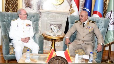 صورة الفريق أحمد خليفة يلتقى رئيس أركان الدفاع الأسباني لبحث سبل التعاون العسكرى