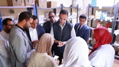صورة نائب وزير الصحة يتفقد مستشفى الحمام المركزي بمطروح للاطمئنان على جودة الخدمات الطبية المقدمة للمواطنين