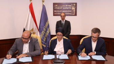 صورة وزير الاتصالات  يشهد توقيع مذكرة تفاهم بين معهد تكنولوجيا المعلومات والوكالة الألمانية للتعاون الدولي (GIZ) مصر وشركة كابجيمينى “Capgemini” ومركز ديلويت للابتكار “Deloitte Innovation Hub” وفودافون للحلول الذكية “Vois”