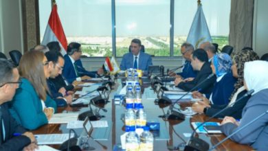 صورة اللواء وليد أبو المجد  يبحث إنشاء المركز اللوجستي العالمي لتخزين وتوزيع الحبوب بميناء شرق بورسعيد