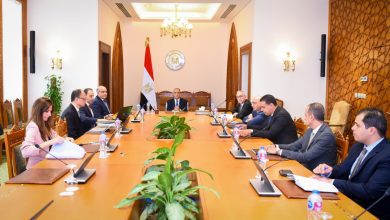 صورة وزير الخارجية يتابع مشروع رقمنة وتحديث منظومة الوثائق والمستندات التاريخية بالوزارة