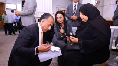 صورة – وزيرة التضامن الاجتماعي تزور المقر الرئيسي لبنك ناصر الاجتماعي وتتفقد سير العمل