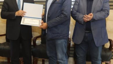 صورة وزير النقل يكرم العاملين المتميزين بالسكك الحديدية ويشيد بجهودهم في الحفاظ على أرواح المواطنين