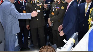 صورة الفريق  أحمد خليفة يعود إلى أرض الوطن عقب مشاركته فى فعاليات معرض ” دبى الدولى للطيران 2025 ” …