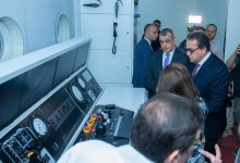 صورة وزير الدولة للإنتاج الحربي يفتتح توسعة وحدتي الغسيل الكلوي والعلاج بالأكسجين بالمركز الطبي التخصصي