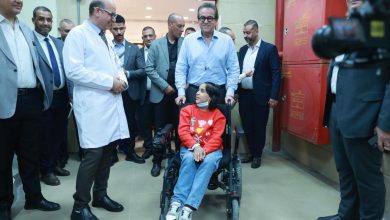 صورة وزير الصحة يتفقد تطوير مبنى العيادات الخارجية بمستشفى الجمهورية التعليمي