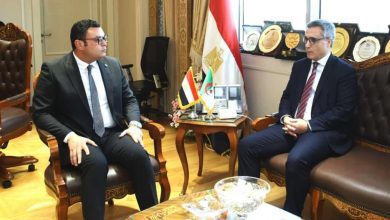 صورة وزير الإسكان يستقبل سفير الجزائر بالقاهرة لبحث سبل التعاون بين البلدين