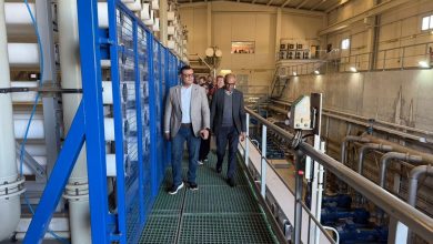 صورة وزير الإسكان يواصل زيارته للمشروعات الرائدة لشركة “أكسيونا ” الإسبانية في مجال معالجة مياه الصرف الصحي والحمأة
