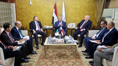 صورة وزير الصناعة يبحث مع وزيري الصناعة والداخلية والنقل بالجزائرسبل التعاون بين البلدين